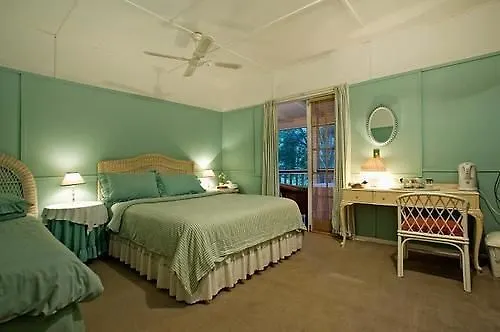 The Odd Gecko Hotel Canungra 4*,